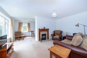 Lounge- click for photo gallery